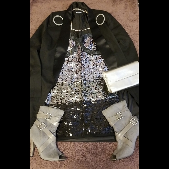 BNWT Sequined Sweetheart Strapless Dress - Picture 17 of 17